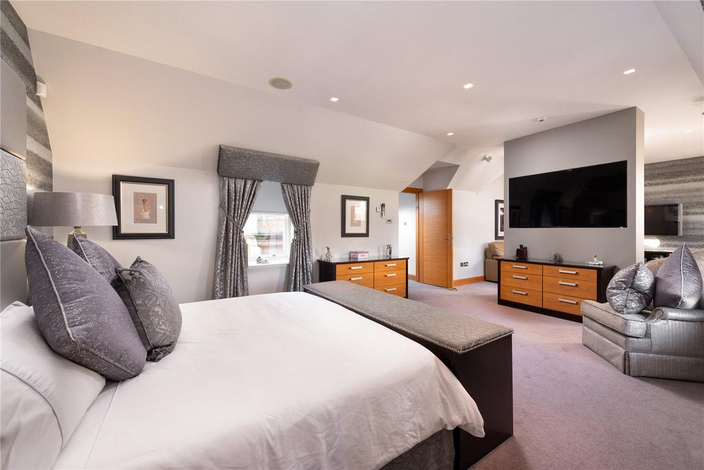 Principal Bedroom