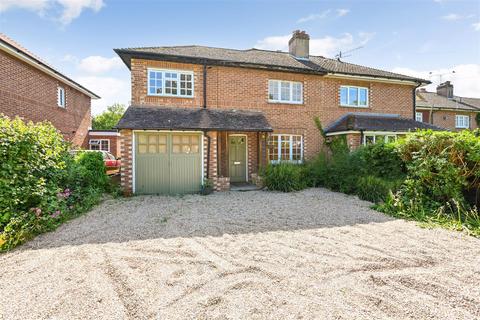 4 bedroom house to rent, Brookside, Runcton, Chichester