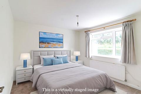 128 The Shields, Ilfracombe, EX34 8JX