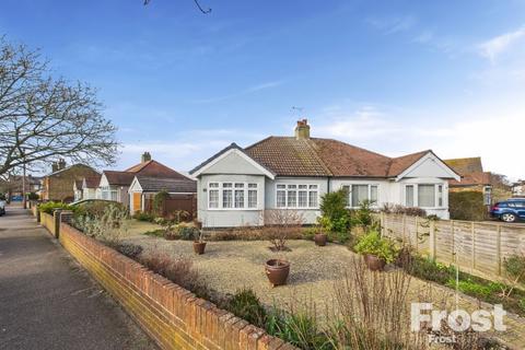 2 bedroom bungalow for sale, Arlington Road, Ashford, Surrey, TW15