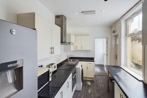 131 Victoria Road, Middlesbrough, TS1 3HX