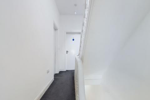 131 Victoria Road, Middlesbrough, TS1 3HX