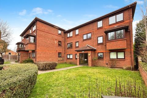 2 bedroom flat for sale, Stevenage Road, Hitchin, SG4