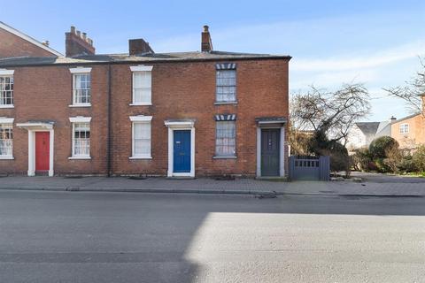 3 bedroom end of terrace house for sale, 41 The Southend, Ledbury, Herefordshire, HR8