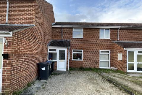 2 bedroom terraced house to rent, Heather Close, Westbury