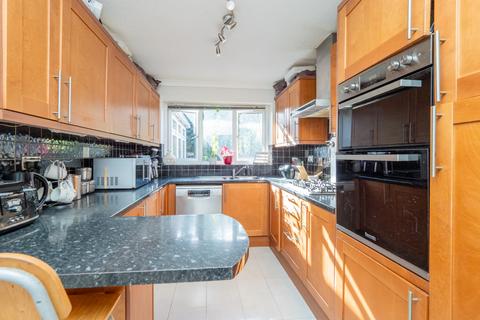 4 bedroom detached house for sale, Kingston Road, Surrey KT19