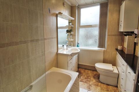 2 bedroom terraced house for sale, Talbot Street, Lancashire BB8