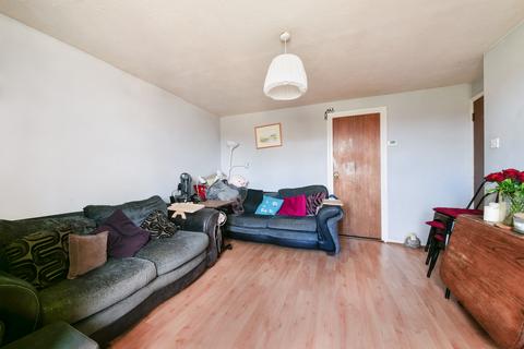 2 bedroom apartment for sale, Birchwood Close, Morden SM4