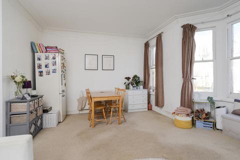 Flat 2, 44 Griffiths Road, London, SW19 1SS