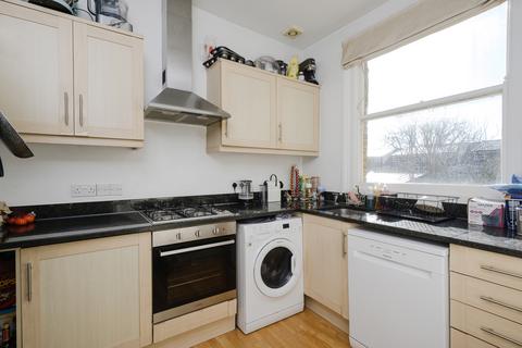 Flat 2, 44 Griffiths Road, London, SW19 1SS