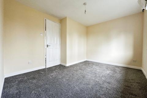 2 bedroom semi-detached house to rent, Whitfield Gardens, Worksop S81