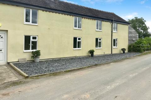 5 bedroom terraced house to rent, Butt Lane, Stafford ST18