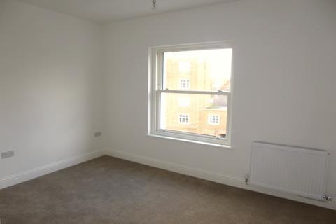 2 bedroom apartment to rent, Trinity Crescent, Kent CT20