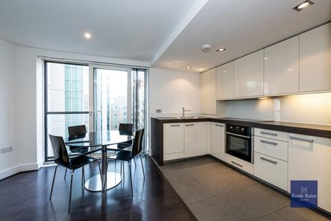 1 bedroom apartment for sale, Salamanca Place, London SE1