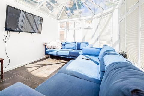 undefined, 19 Searles Road, London SE1