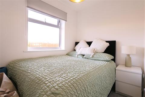 2 bedroom flat for sale, The Winnows, Manchester M34