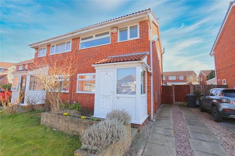 3 bedroom semi-detached house to rent, Linnet Close, Manchester M34