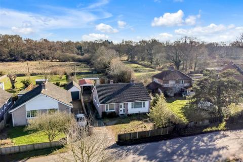 2 bedroom bungalow for sale, Chapel Road, Norwich NR10