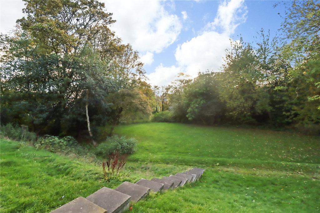 Communal Grounds