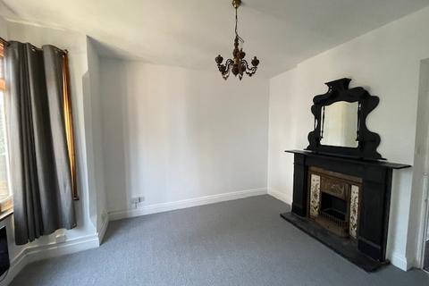 2 bedroom flat to rent, Fosterhill Road, MK41