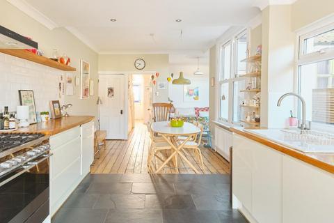 36 Belluton Road, Bristol, BS4 2DW
