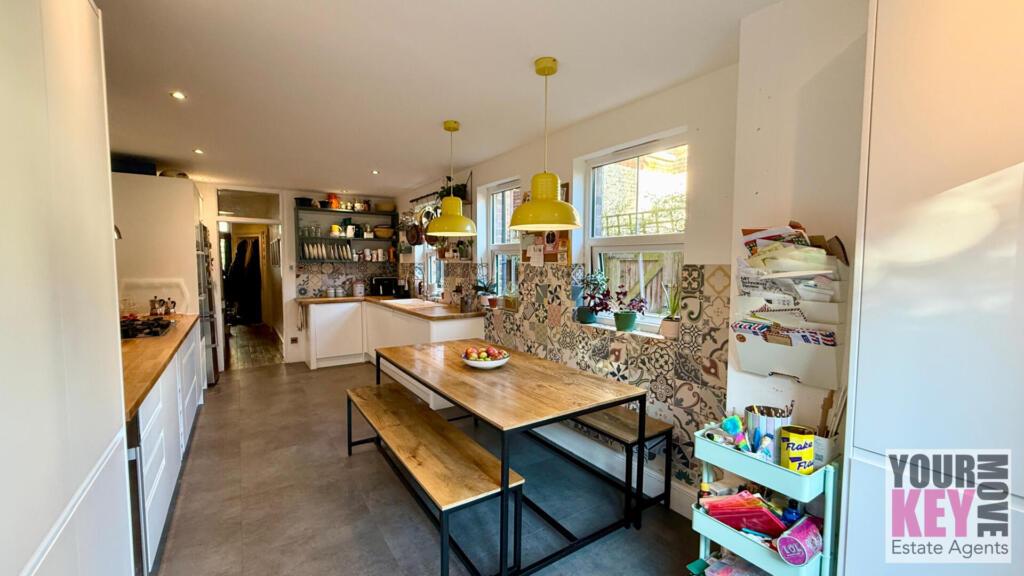 Your Key Move Estate Agents in Folkestone - Broadm