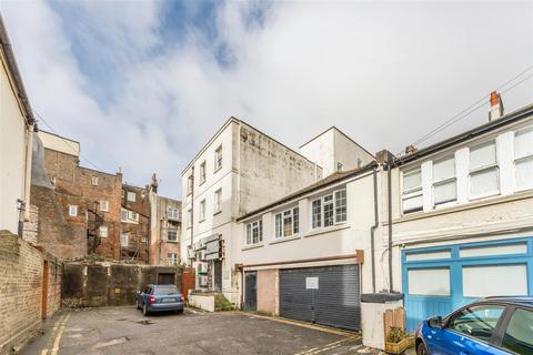 14 bedroom terraced house for sale, Western Road, Hove