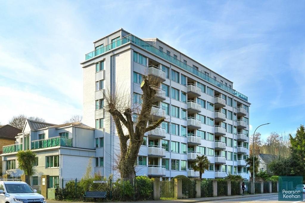 The South Penthouse Park Apartments bn (2).jpeg