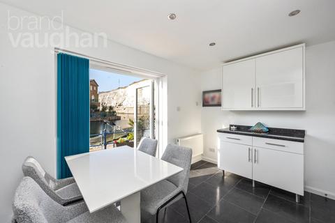 4 bedroom terraced house for sale, Victory Mews, The Strand, Marina Village, Brighton, BN2