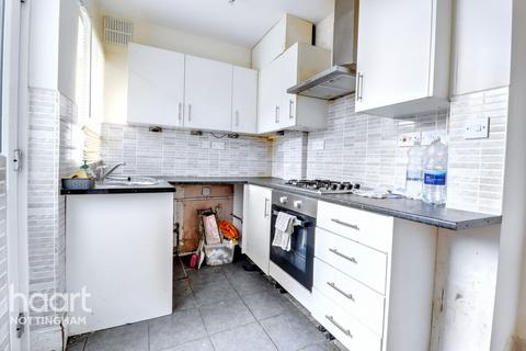255 Vernon Road, Nottingham, NG6 0BD