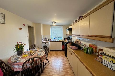 3 bedroom terraced house for sale, Drayton, Peterborough PE3