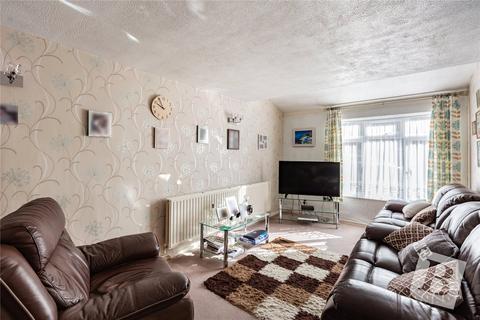 3 bedroom terraced house for sale, Clayburn Circle, Basildon, Essex, SS14