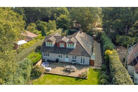 4 bedroom detached house for sale, Bucklebury Alley, Cold Ash, Thatcham, Berkshire, RG18