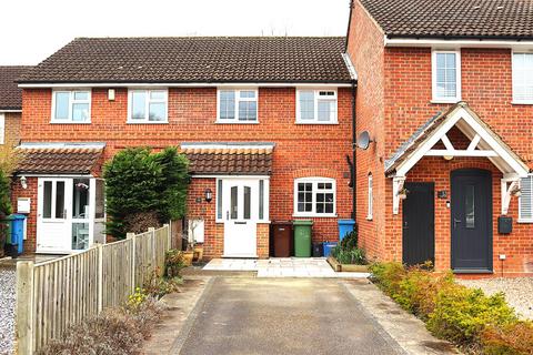 3 bedroom terraced house for sale, Juniper Road, Farnborough GU14