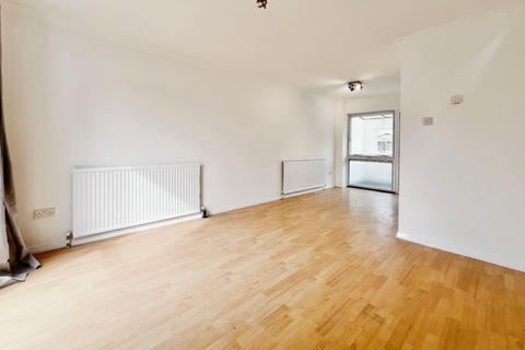 2 bedroom end of terrace house for sale, Hillbrow Lane, Ashford