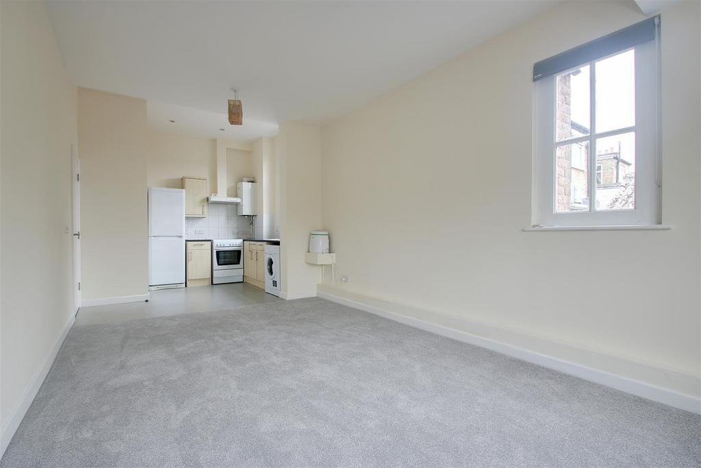 Flat 3 kitchen living.jpg