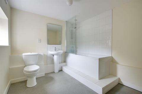 6 bedroom block of apartments for sale, High Street, Kings Langley