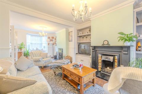 4 bedroom semi-detached house for sale, Brook Street, Stourbridge