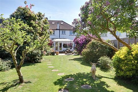 4 Greencroft Gardens, Enfield, EN1 3AS