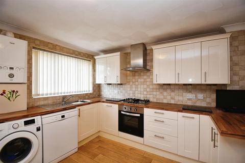 2 bedroom terraced house for sale, Hotham Road South, Hull