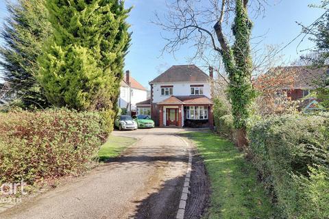 Cromwell Lane, Kenilworth