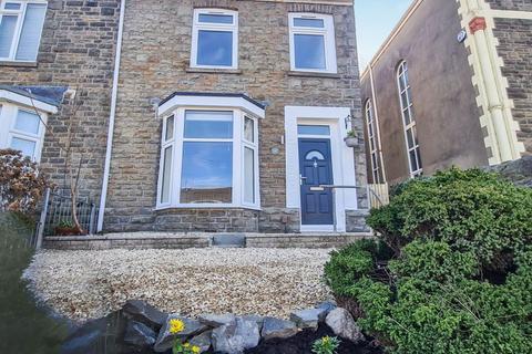 4 bedroom house to rent, Old Road, Neath, SA11 2BU