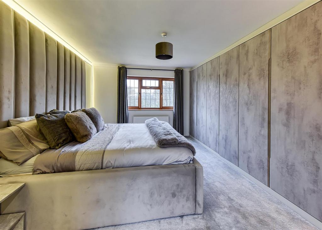 37 Chapel Lane-bed1b.jpg