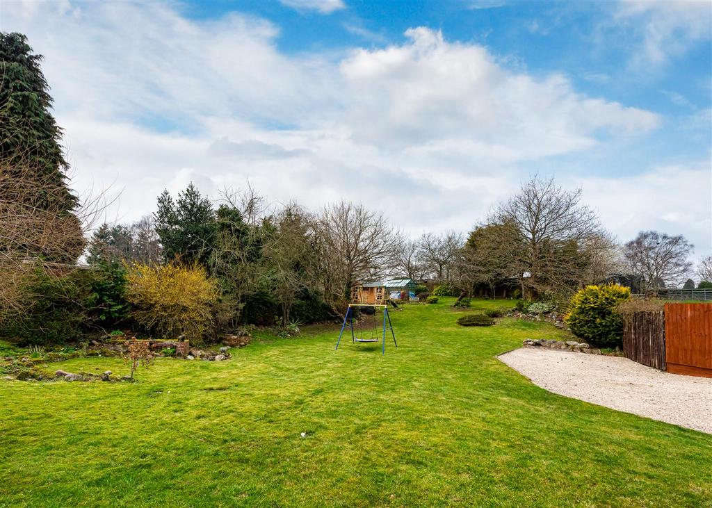 37 Chapel Lane-garden.jpg