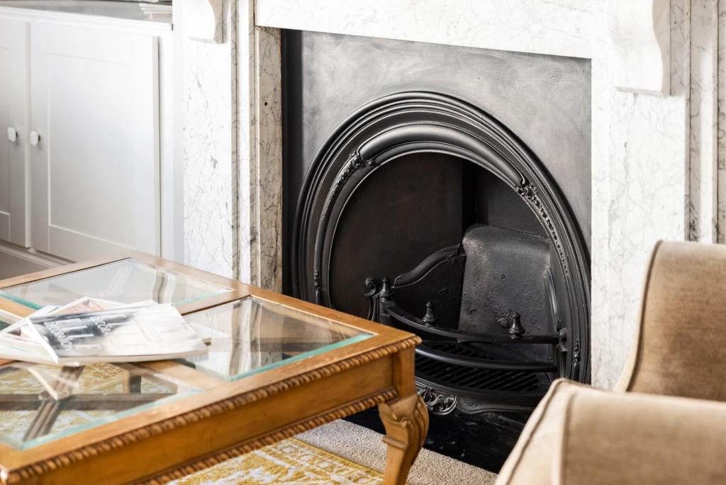 FFF, 13 New King Street, Bath BA1 2 BL-6.jpg