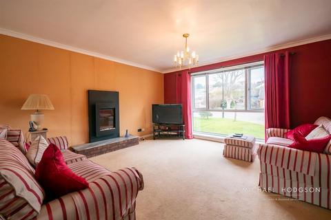 4 bedroom semi-detached house for sale, Barningham Close, Elstob Farm, Sunderland