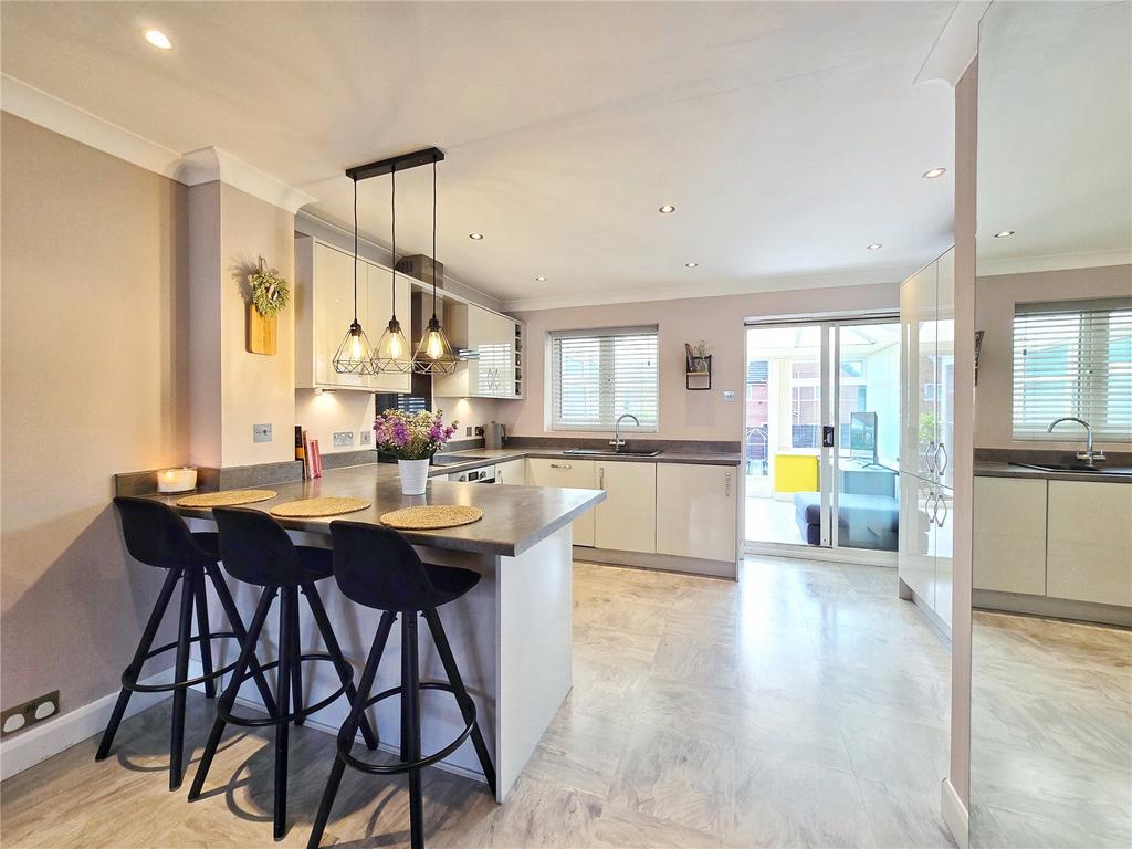 Breakfast Bar