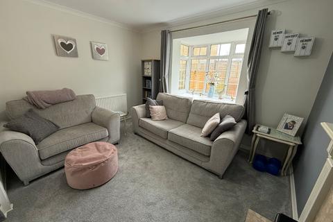 2 bedroom terraced house for sale, Bowmans Close, Dunstable LU6