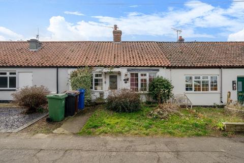 2 bedroom bungalow for sale, Rookery Road, Healing, Grimsby, N E Lincolnshire, DN41