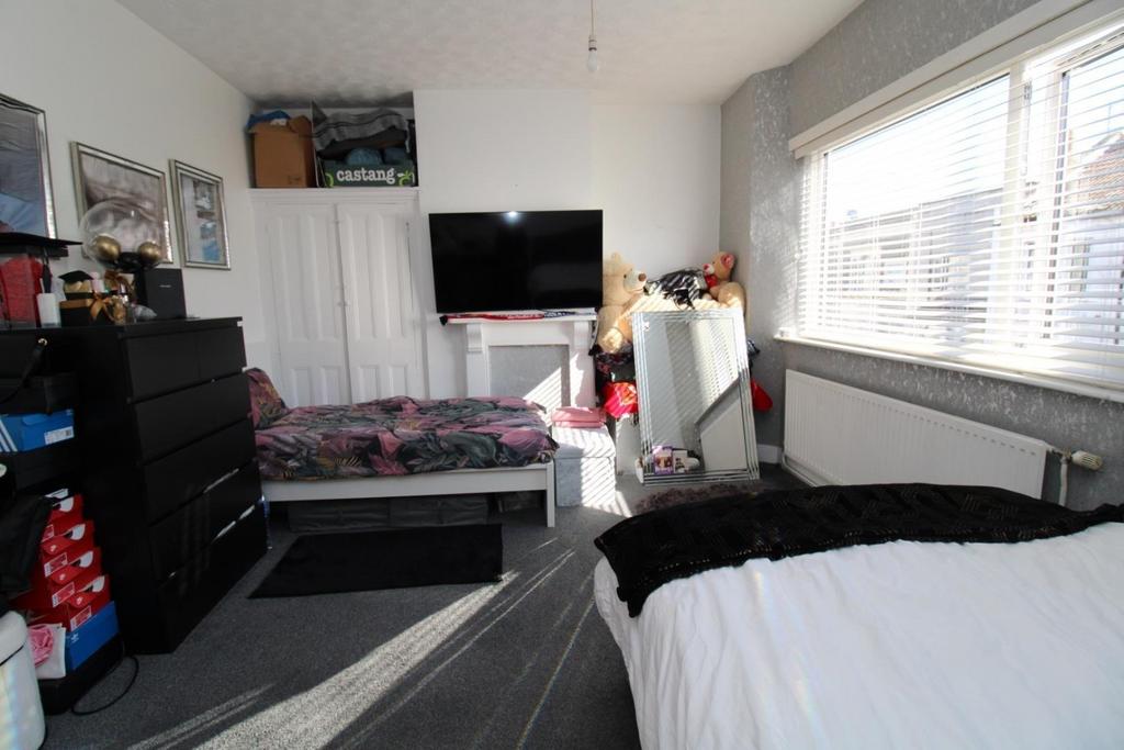 Bedroom Pic.jpg